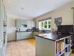 Dining Kitchen- click for photo gallery